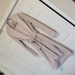 UGG ROBE